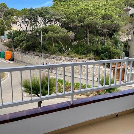 Romantico Piso De La Playa Fenals Apartment Lloret de Mar Bagian luar foto